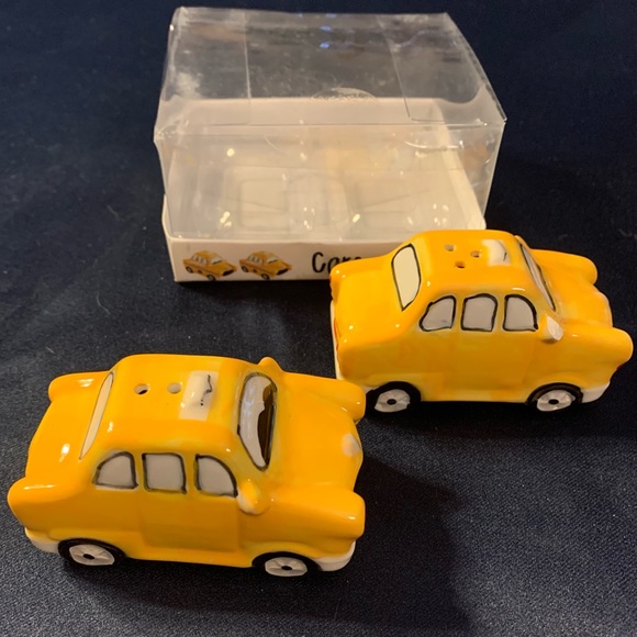 New Cars Collectible Salt & Pepper Shakers - Picture 2 of 4